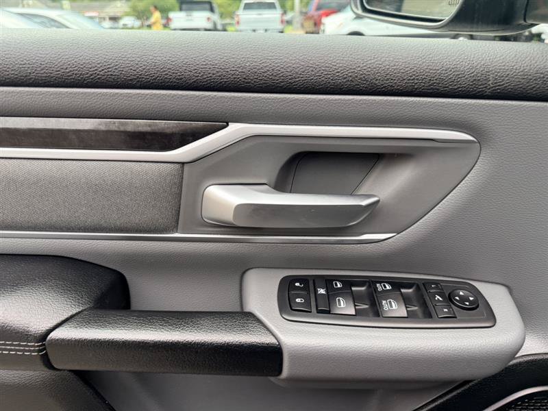 Used 2020 RAM 1500 Big Horn AWD/4WD image 25