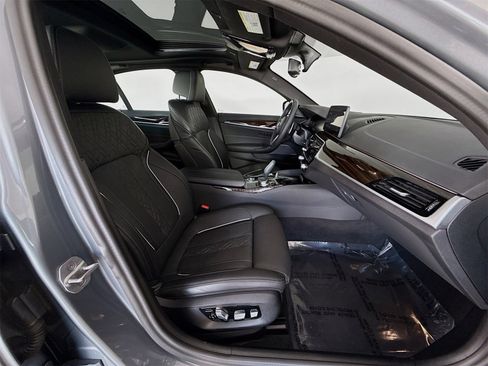 Certified 2023 BMW 540i 540i w/ M Sport Package image 30