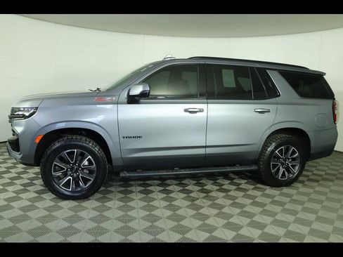 Used 2021 Chevrolet Tahoe Z71 w/ Z71 Signature Package image 16