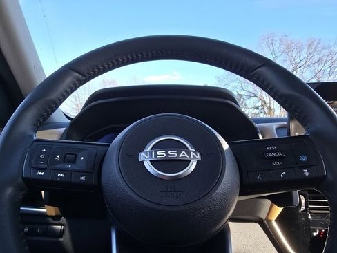 Certified 2023 Nissan Rogue Platinum w/ Platinum Premium Package image 26