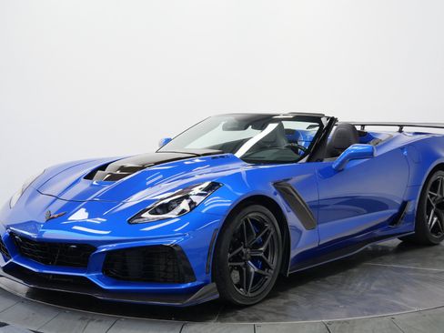 Used 2019 Chevrolet Corvette ZR1 RWD image 5