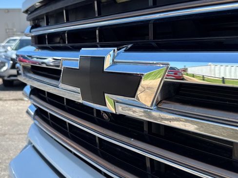 Used 2021 Chevrolet Silverado 3500 High Country w/ Z71 Off-Road Package AWD/4WD image 60