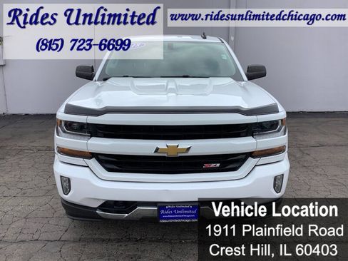 Used 2018 Chevrolet Silverado 1500 LT w/ All Star Edition image 12