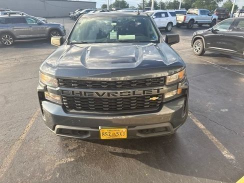 Used 2021 Chevrolet Silverado 1500 Custom AWD/4WD image 4
