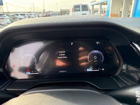 Used 2022 Jeep Grand Cherokee L Limited image 19