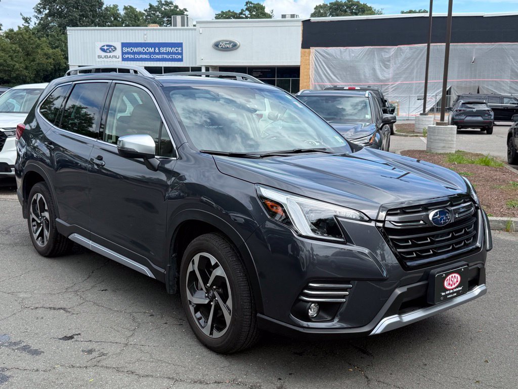 Used 2023 Subaru Forester Touring AWD/4WD image 4