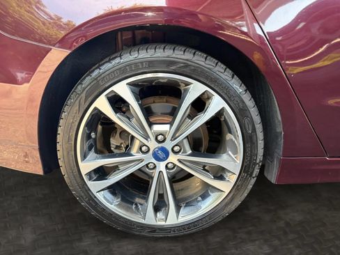 Used 2017 Ford Fusion Titanium FWD image 40