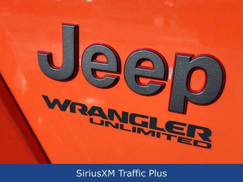 Used 2020 Jeep Wrangler Unlimited Rubicon w/ Dual Top Group AWD/4WD image 38