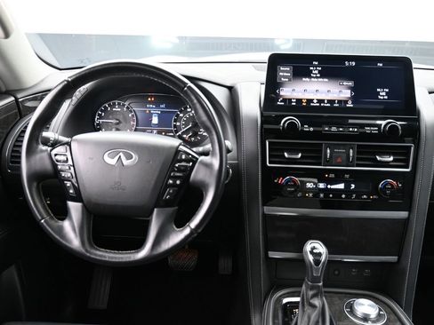 Used 2022 INFINITI QX80 Luxe image 11