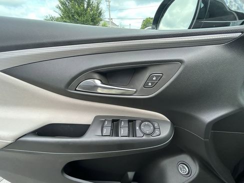 New 2025 Buick Envista Avenir image 24