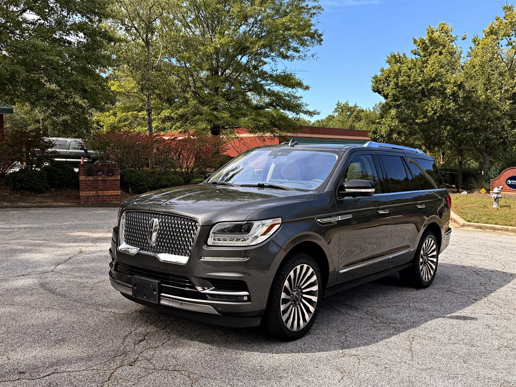 Used 2018 Lincoln Navigator Reserve w/ Technology Package AWD/4WD image 1