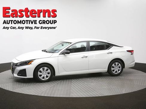 Used 2024 Nissan Altima 2.5 S FWD image 56