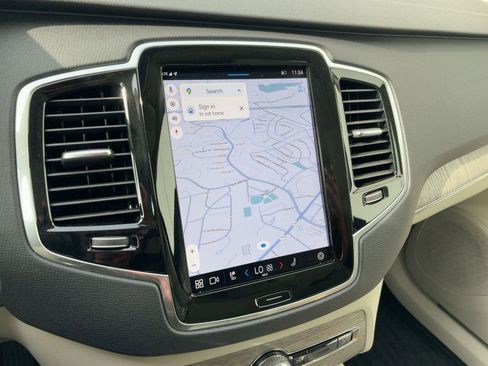 Certified 2023 Volvo XC90 B6 Plus w/ Protection Package image 22