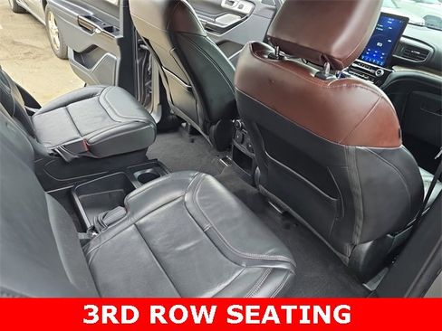 Used 2021 Ford Explorer Platinum w/ Equipment Group 601A image 11