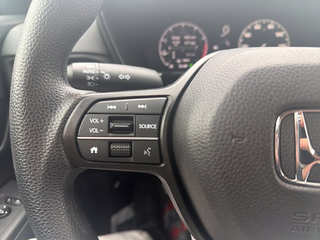 Used 2025 Honda CR-V LX image 20