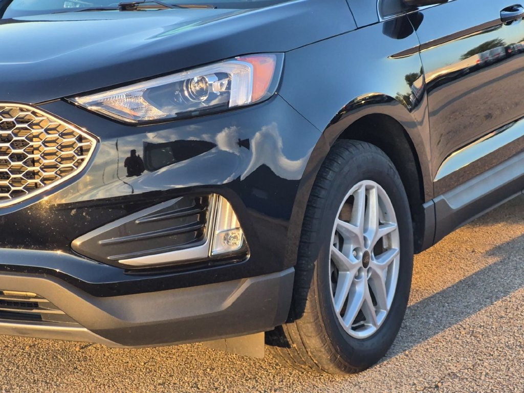 Certified 2024 Ford Edge SEL w/ Convenience Package AWD/4WD image 9