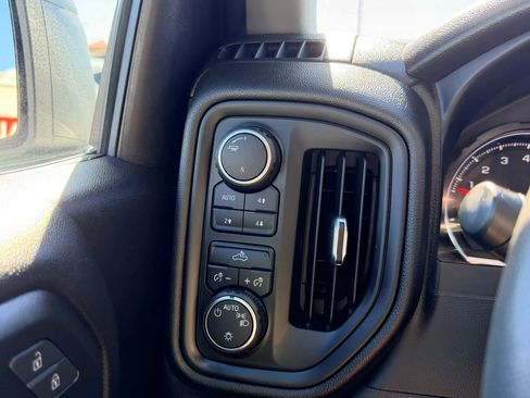Used 2021 Chevrolet Silverado 1500 Custom Trail Boss w/ Safety Confidence Package AWD/4WD image 18