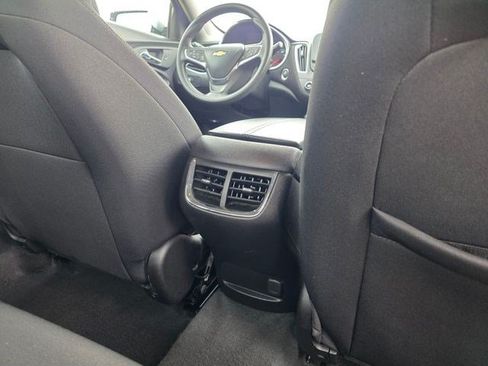 Used 2024 Chevrolet Malibu LT FWD image 14
