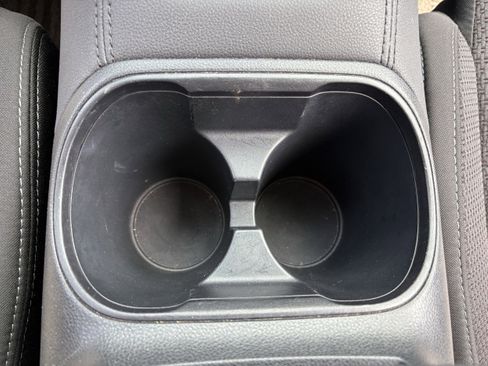 Used 2025 Subaru Outback Premium image 19