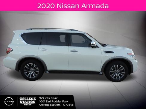 Used 2020 Nissan Armada SL w/ Premium Package image 2