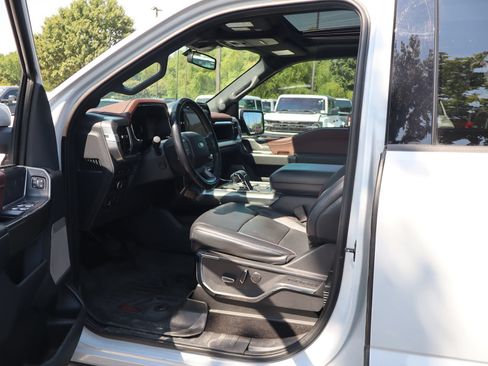 Used 2022 Ford F150 Lariat w/ Equipment Group 502A High AWD/4WD image 26