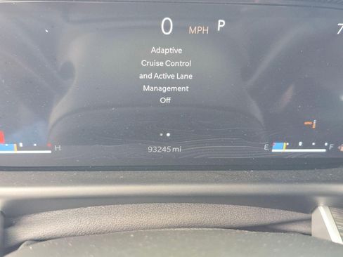 Used 2022 Jeep Wagoneer Series III w/ Flexible Seating Group image 18