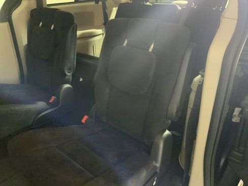 Used 2015 Dodge Grand Caravan SE w/ Quick Order Package 29E SE image 24
