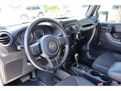 Used 2016 Jeep Wrangler Sport w/ Quick Order Package 24S AWD/4WD image 13