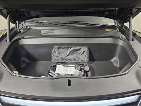 Used 2024 Rivian R1T Adventure image 14