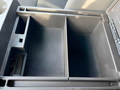 Used 2009 GMC Sierra 1500 SLE image 27