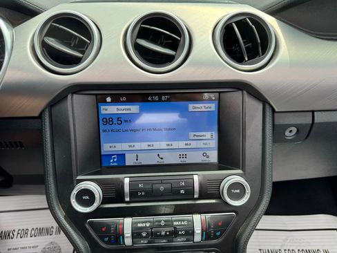 Used 2019 Ford Mustang Premium image 21