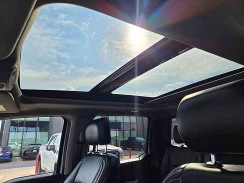 Used 2019 Ford F150 Lariat w/ Equipment Group 502A Luxury image 13