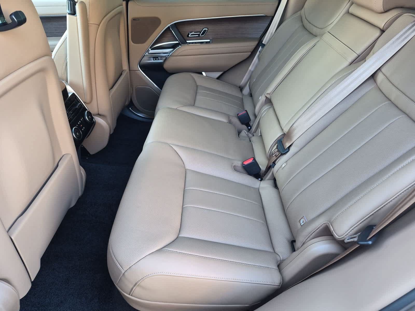 New 2027 Land Rover Range Rover SE AWD/4WD image 20