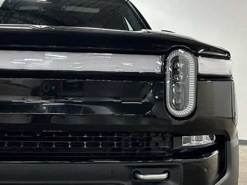 Used 2022 Rivian R1T Adventure AWD/4WD image 5