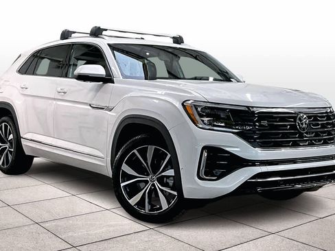 New 2026 Volkswagen Atlas Cross Sport SEL Premium R-Line image 2