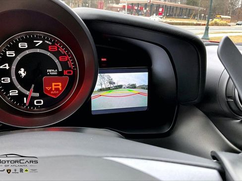 Used 2020 Ferrari F8 Tributo image 21