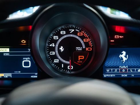 Certified 2019 Ferrari 488 Pista Coupe RWD image 33