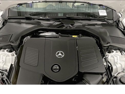 New 2025 Mercedes-Benz C 300 4MATIC Sedan image 16
