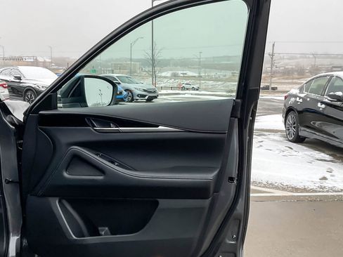 Certified 2025 INFINITI QX60 Pure image 15