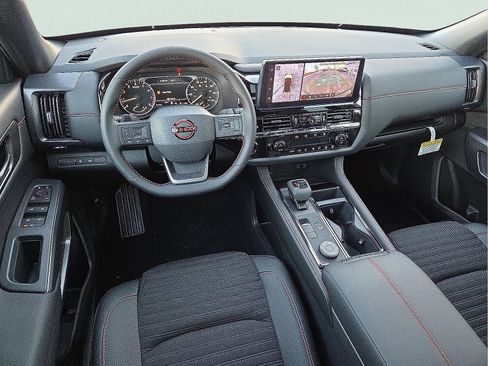 New 2026 Nissan Pathfinder Rock Creek image 11