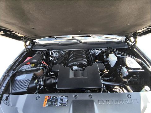 Used 2018 Chevrolet Tahoe LT image 19