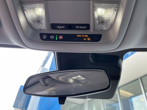 Used 2025 Chevrolet Malibu LT FWD image 23