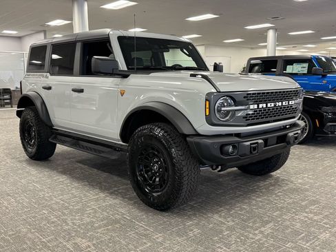 New 2026 Ford Bronco Badlands AWD/4WD image 2