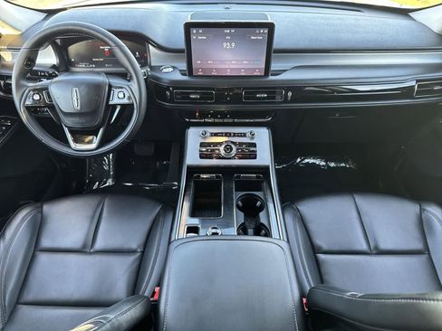 Used 2023 Lincoln Aviator 2WD image 14