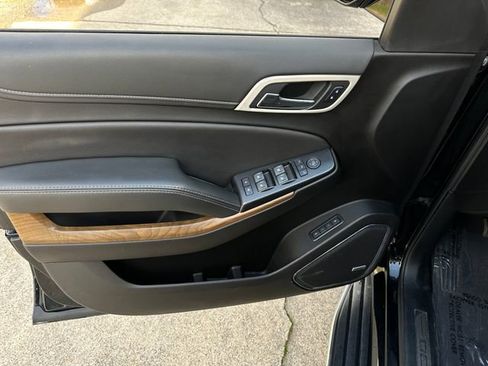 Used 2020 GMC Yukon XL Denali image 13