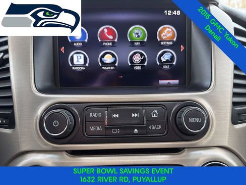 Used 2015 GMC Yukon Denali w/ Open Road Package image 16