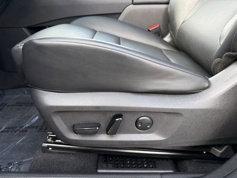 Certified 2024 Nissan Rogue SV w/ SV Premium Package image 15