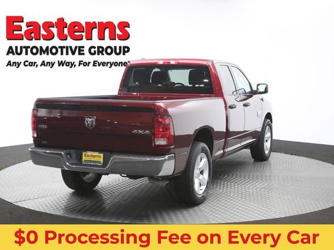 Used 2024 RAM 1500 Classic SLT AWD/4WD image 35
