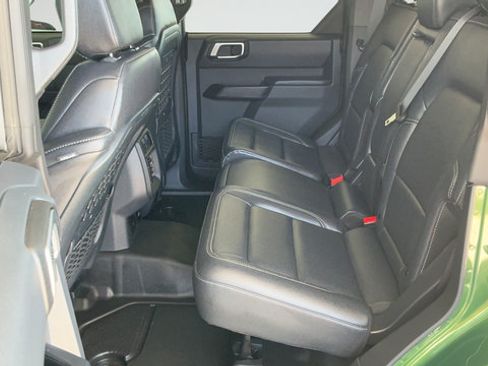 Used 2025 Ford Bronco Big Bend w/ Black Diamond Package AWD/4WD image 21