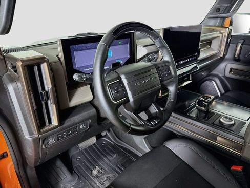 Used 2024 GMC Hummer EV 2X w/ Extreme Off-Road Package AWD/4WD image 9